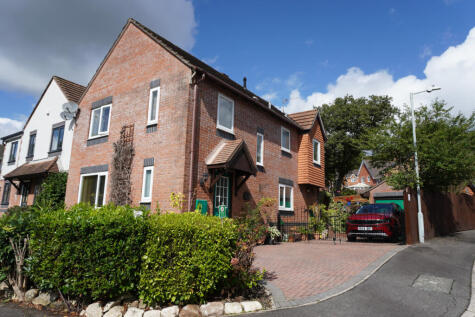 Coleridge Crescent Killay Swansea Sa2 7dj