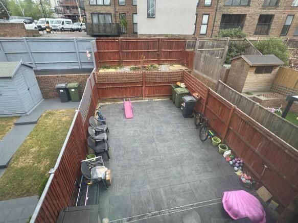 Photo 11