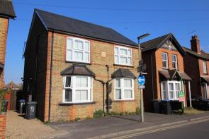 71, Hummer Road, Egham TW20 9BP