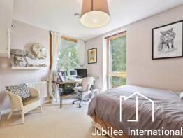 Flat 7, 2 Dawkins Court, Garland Close, London SE1 6AY