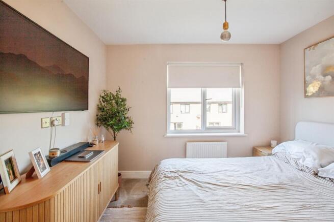3 bed Detached for sale Image 8