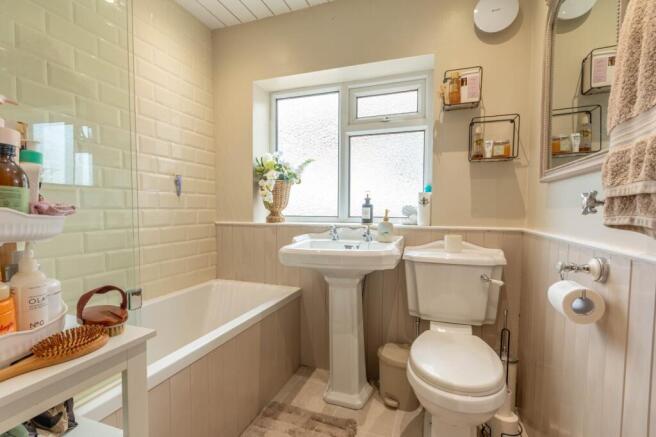 2 bed Semi-Detached for sale Image 12