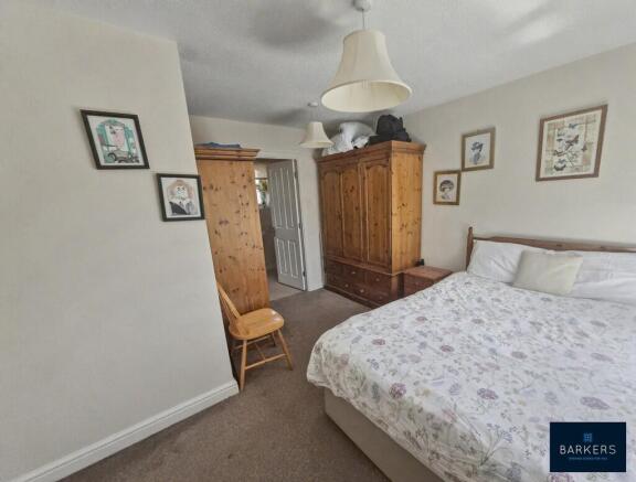 3 bed Detached for sale Image 10