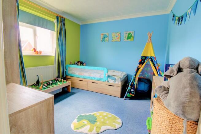 BEDROOM2