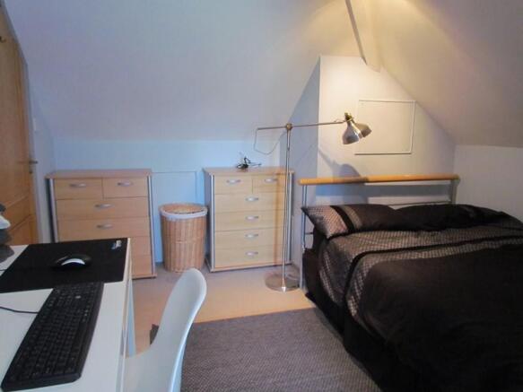 Photo 9