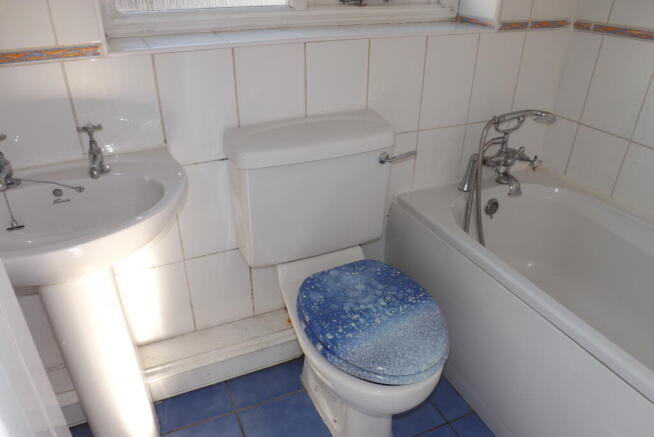 Photo 8