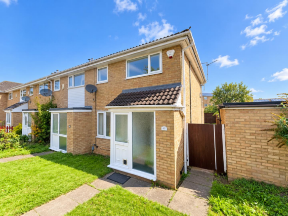 Sunny End-Terrace House with Neat Lawn.png