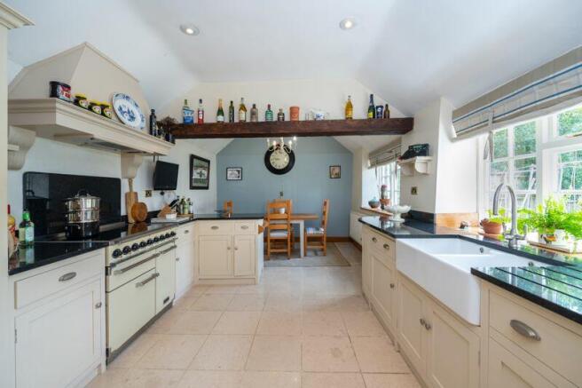 Dining kitchen
