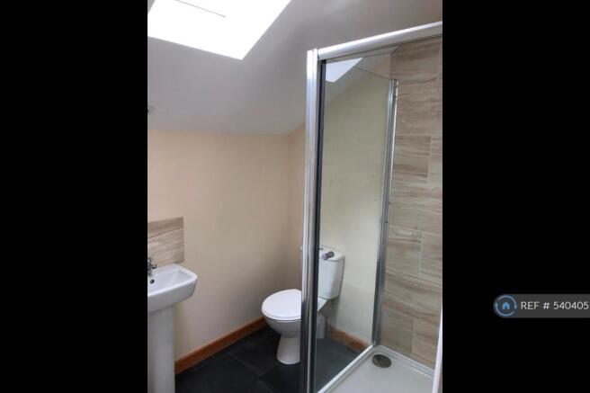 En-Suite Bathrooom