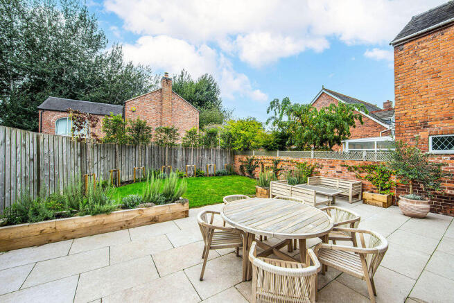 Ivy Cottage, Wellington Road, Nantwich photo 4