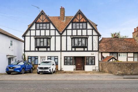 Meadrow, Godalming, Surrey, GU7
