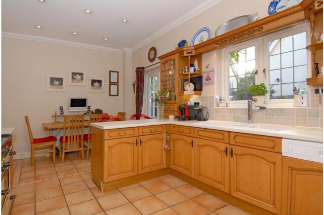 Kitchen / Breakfast