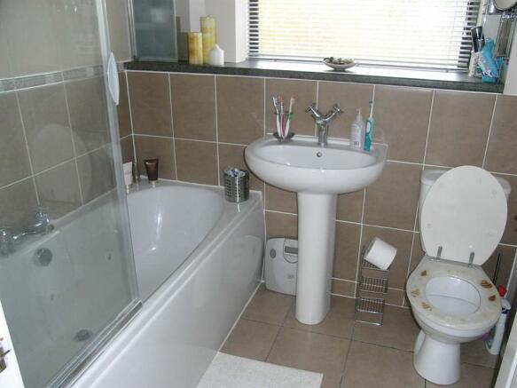 Photo 10