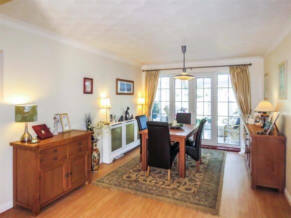 Dining Room.JPG