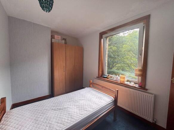 4 bed Detached for sale Image 12