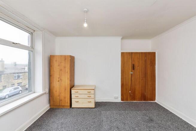 4 bed Terraced for sale Image 9