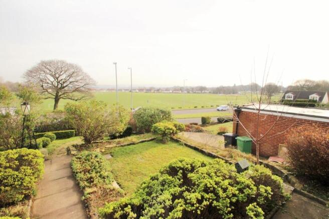 2 bed Bungalow for sale Image 11