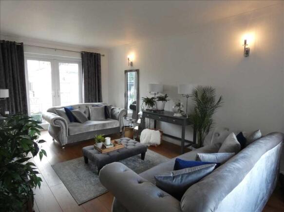 SITTING ROOM