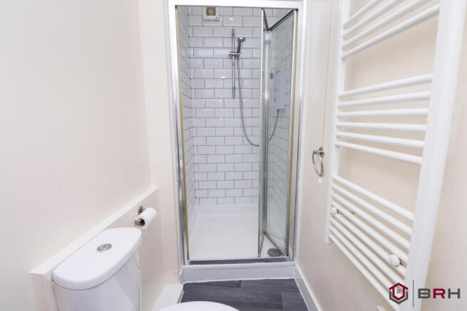 4 bed Block of Apartments for sale Image 12