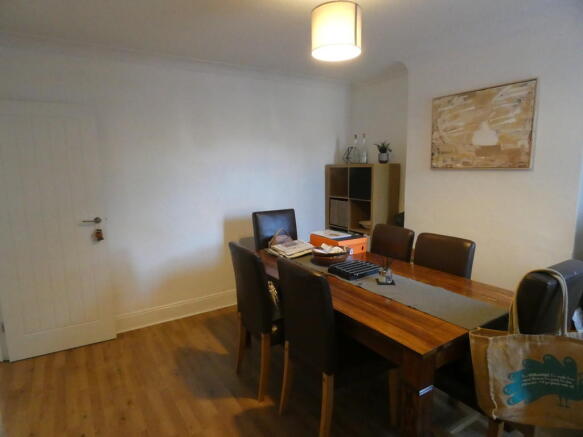 Dining room conti...