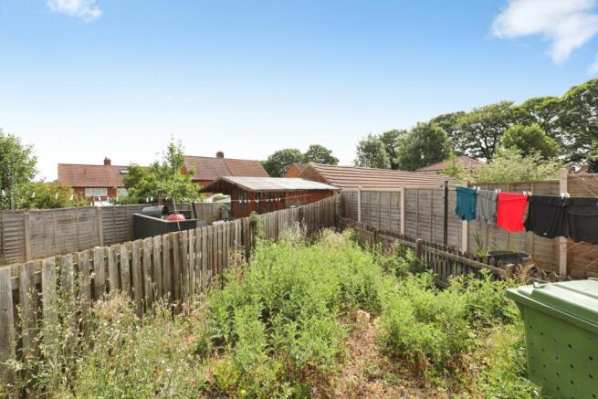 2 bed Semi-Detached for sale Image 12
