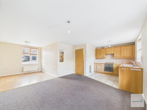 CAM03394G0-PR0304...