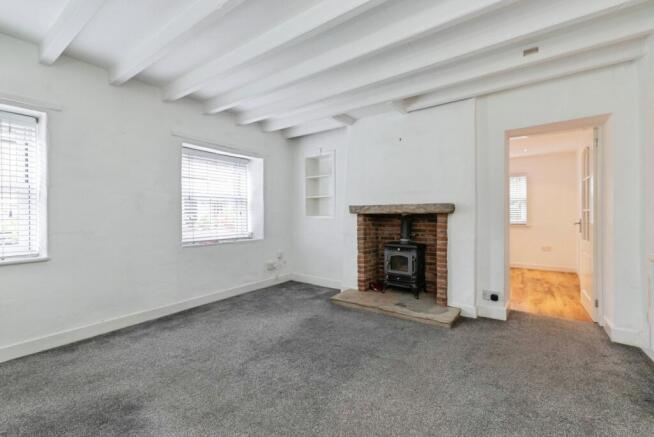2 bed Semi-Detached for sale Image 8