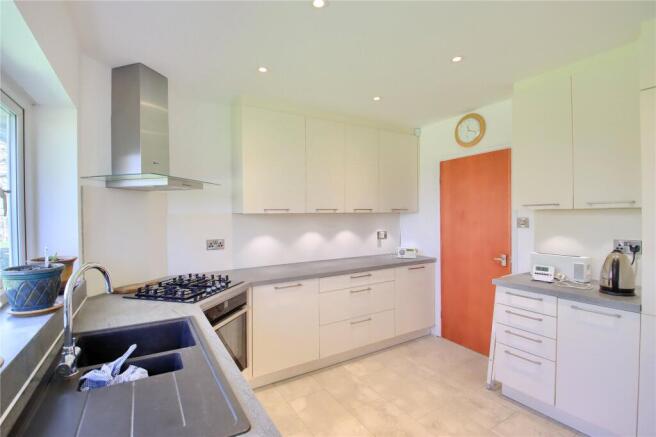 3 bed Bungalow for sale Image 7