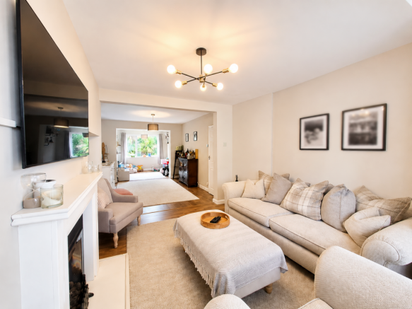 3 bed Semi-Detached for sale Image 4