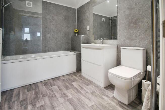 3 bed Not Specified for sale Image 10
