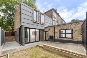 5, Freegrove Road, London N7 9JN