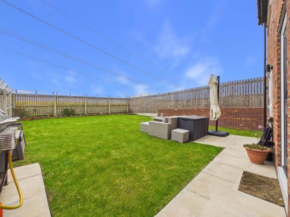 3- Rob Hammond EweMove Pontefract