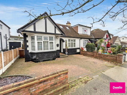 Cranbrook Avenue, Benfleet, SS7 3