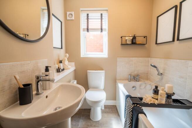 2 bed Semi-Detached for sale Image 8