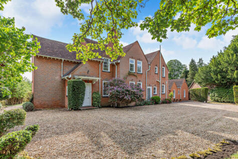 Wanborough Hill, Guildford, GU3