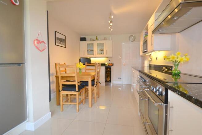 kitchen3.JPG