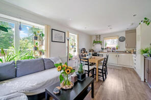 2, Apelles Street, Woolwich SE18 4DY