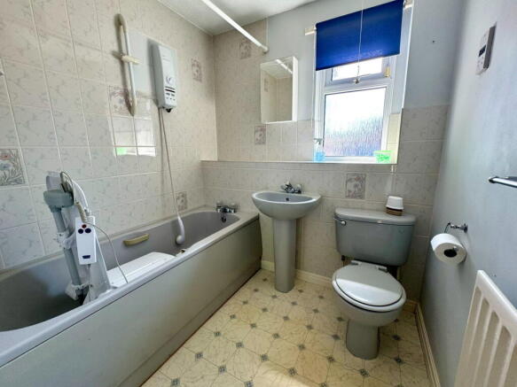2 bed Terraced for sale Image 5