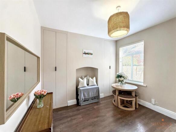 2 bed Terraced for sale Image 5