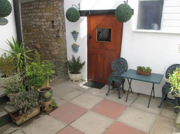 Photo 6