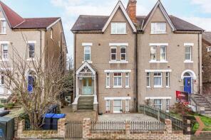 Flat 2, 32, Maberley Road, Upper Norwood, London SE19 2JA