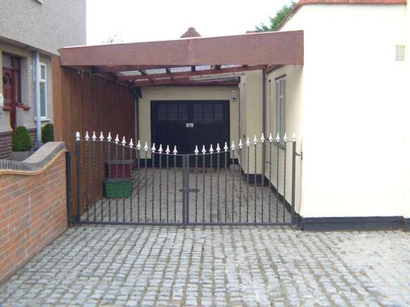 Photo 16