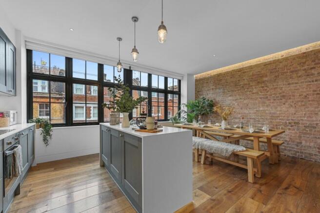 Kitchen/Dining
