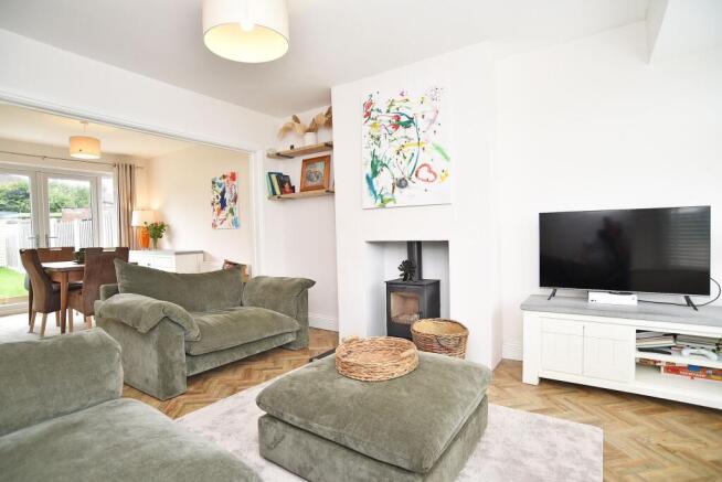 3 bed Semi-Detached for sale Image 5