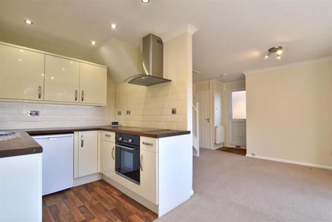 Livingroom kitchen.JPG