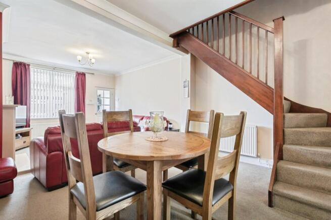3 bed Terraced for sale Image 6