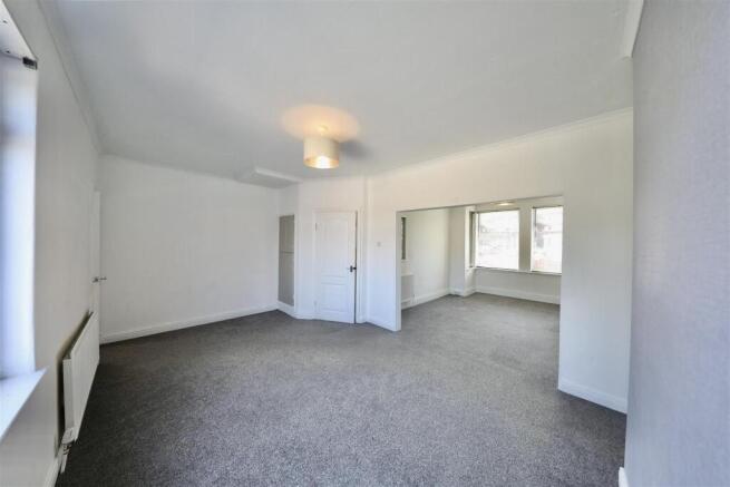 3 bed Terraced for sale Image 5