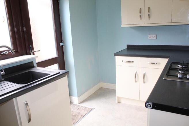 Fitted Kitchen Picture 2