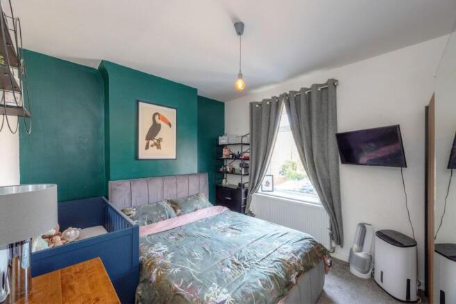 3 bed Terraced to rent Image 9