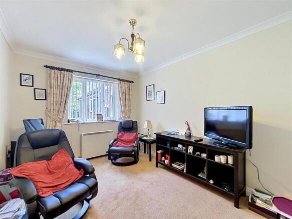 3 bed Detached for sale Image 10